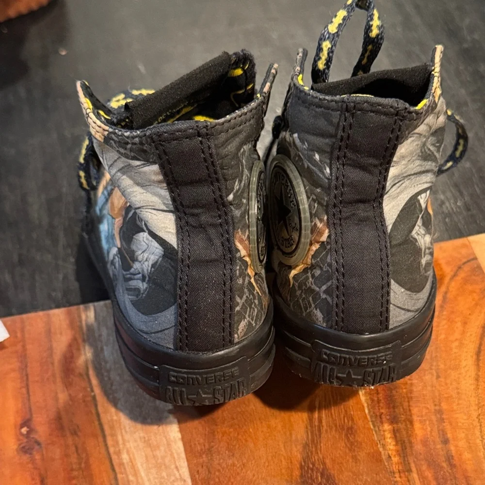 Converse All-Star Chuck Taylor Batman DC Comica Kids High-Top Sneakers - 11C - Picture 11 of 14